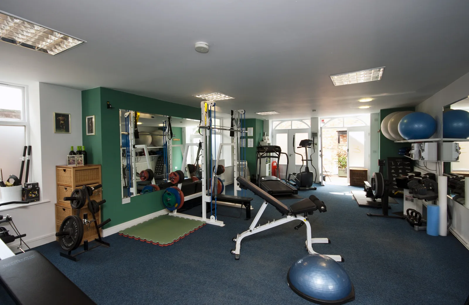 Private personal training session at Elite Health Knutsford